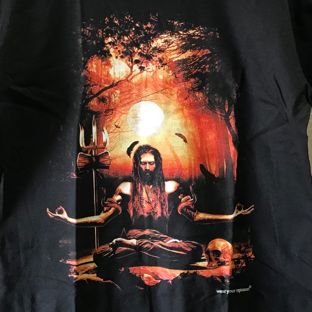 NWOT Meditating Aghori - Mens Black Cotton T-Shirt Meditation Hindu India Shiva